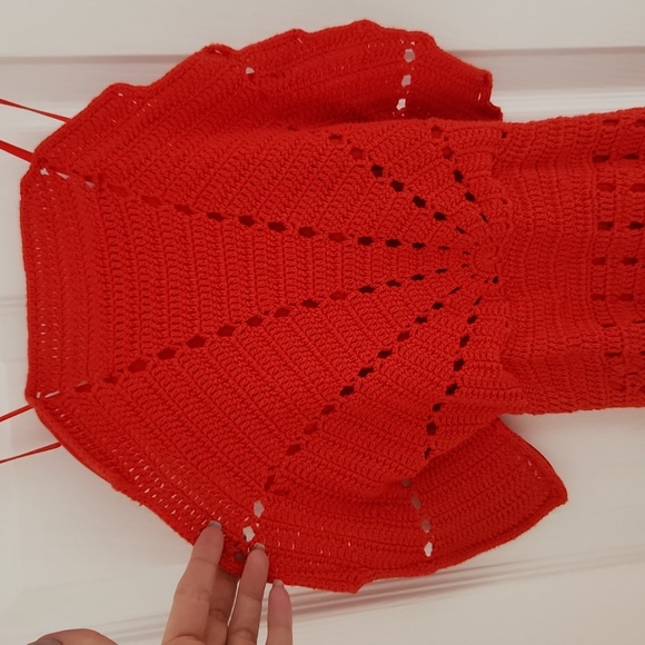 Gorgeous red crochet dress - Picture 6 of 10